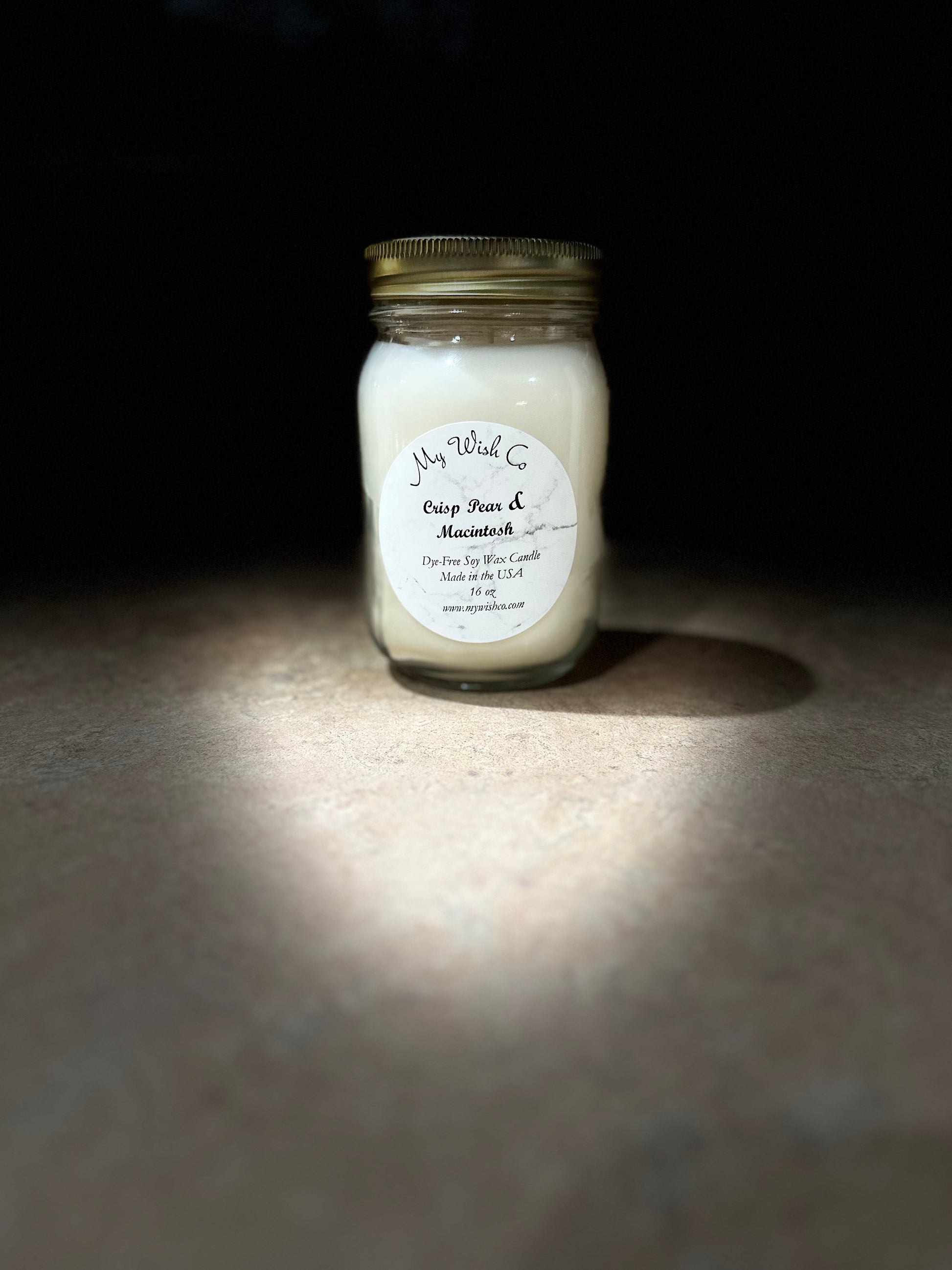 Crisp pear & Macintosh Apple Mason Jar on a marble table